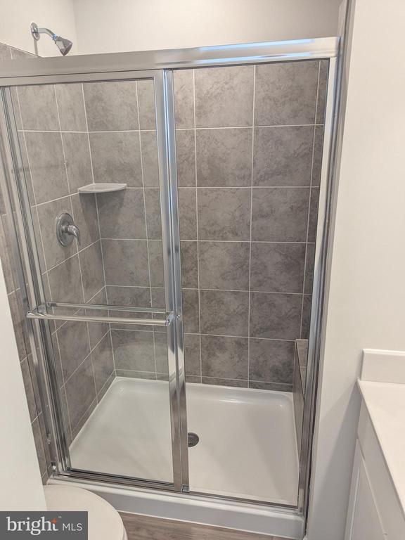 Building Photo - 212 Swan Fld Ave