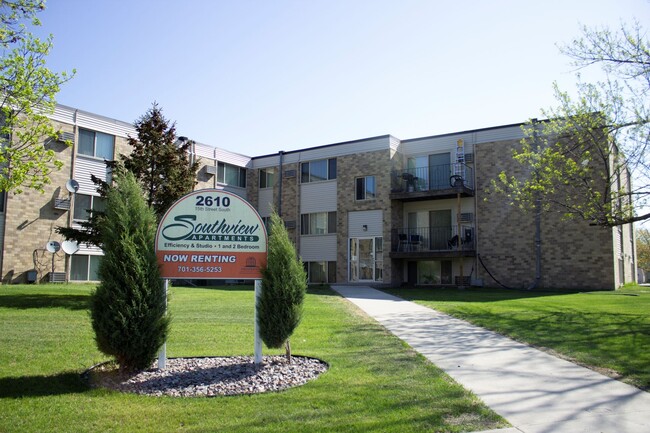 Building Photo - South View Apartments