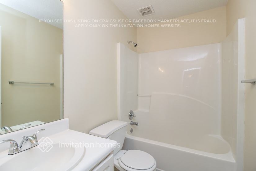 Building Photo - 7145 Pinecone Way