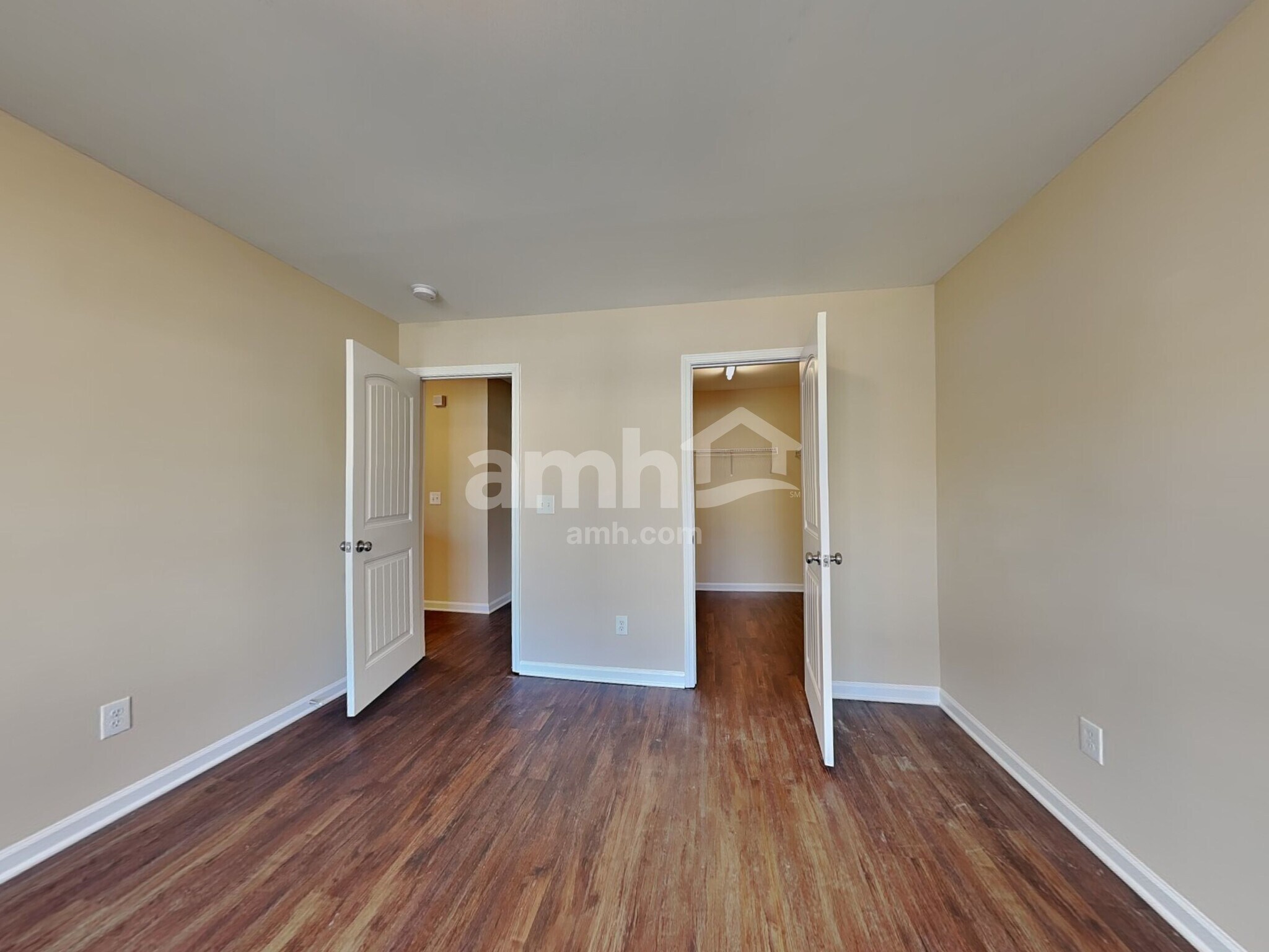 Building Photo - 405 Birch Run Dr