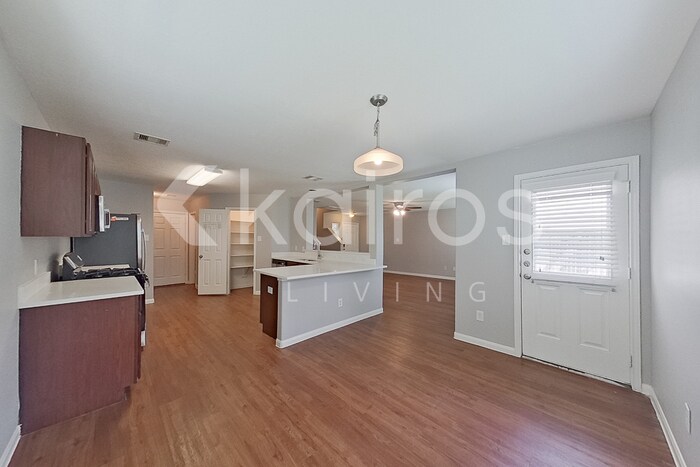 Building Photo - 871 Darbydale Crossing Ln