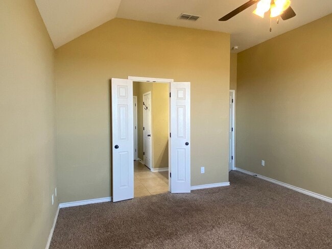 Building Photo - 4 BEDROOM, BELTON ISD