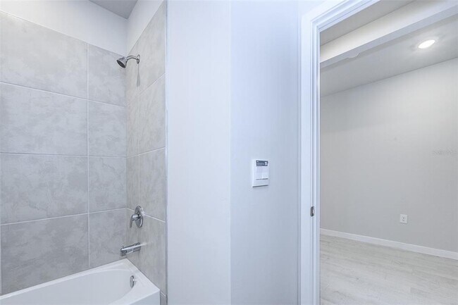 Building Photo - 25110 Alcazar Dr