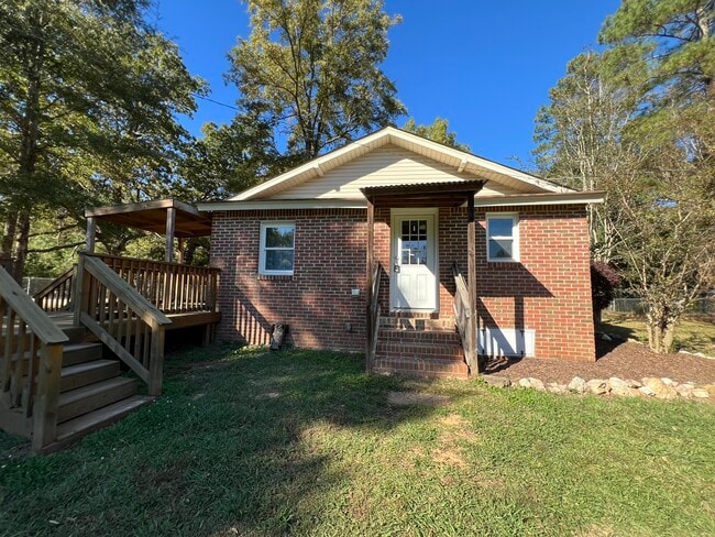 Building Photo - 1049 Stone House Rd