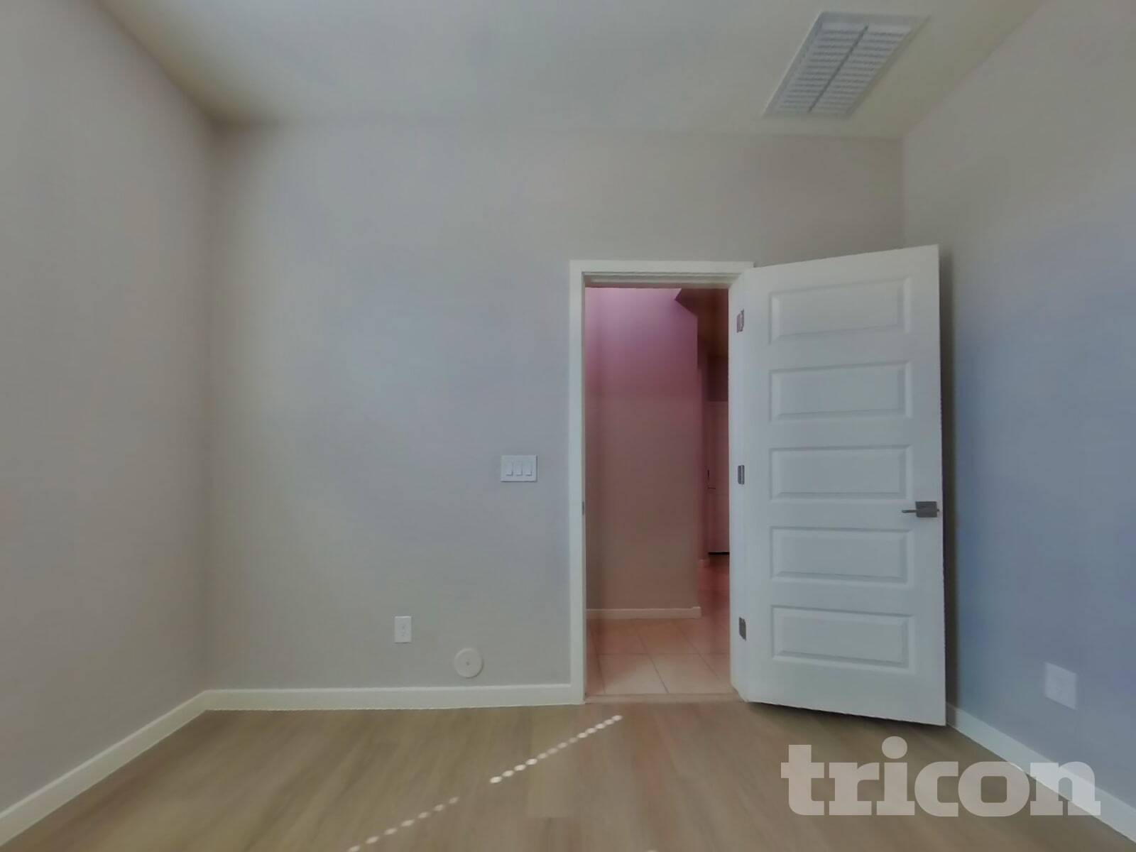 Building Photo - 605 W Cholena Trail