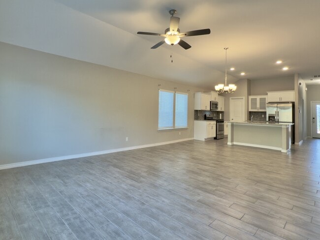 Building Photo - 13877 Paseo Perlas Dr