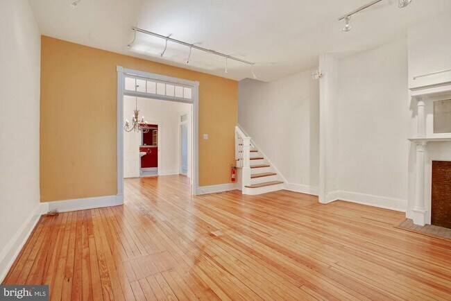Building Photo - 426 Shepherd St NW