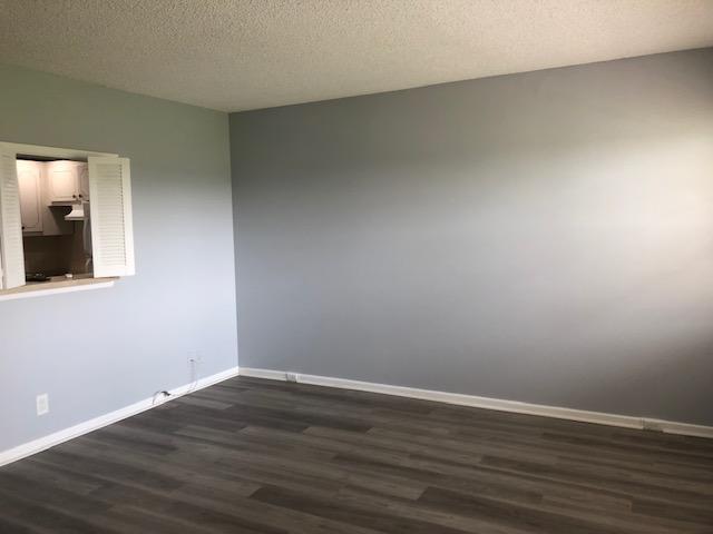 Building Photo - 148 Preston Way