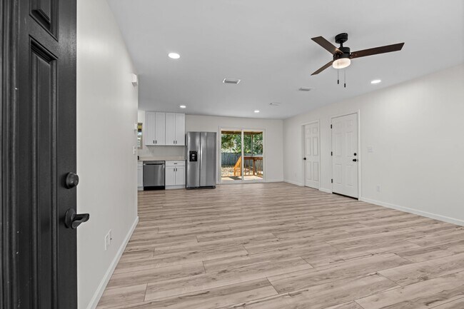 Building Photo - 1801 Georgia Ct