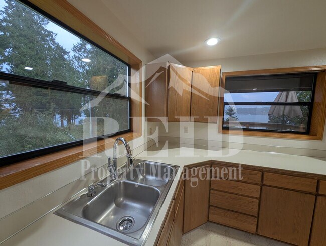 Building Photo - Utah8876