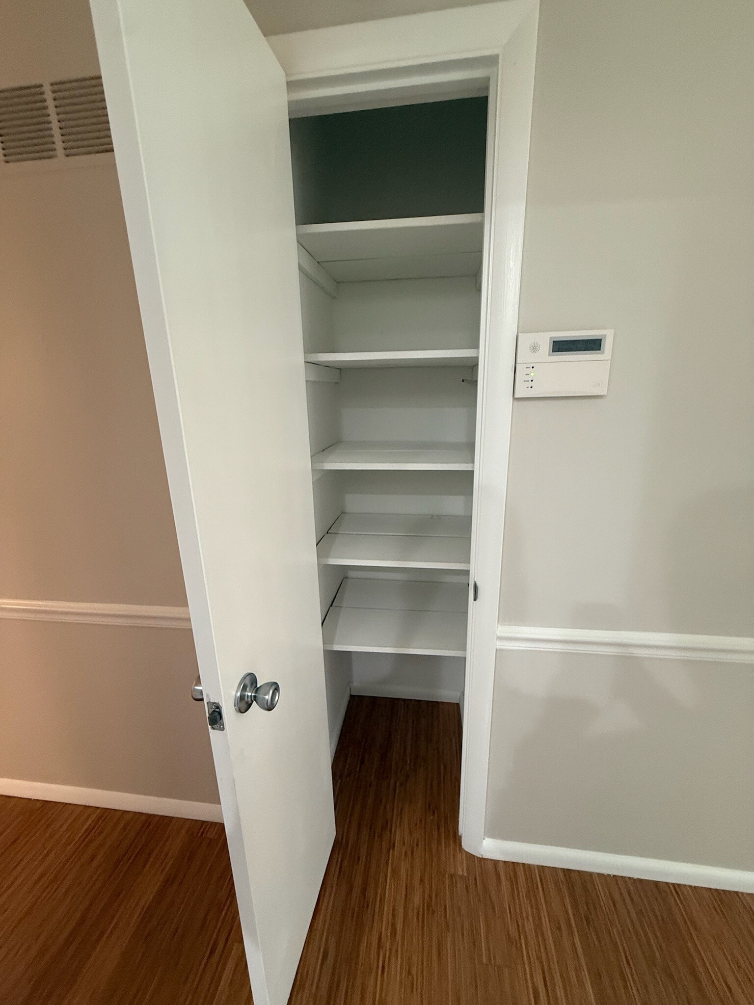 Building Photo - 10315 Forest Brook Ln