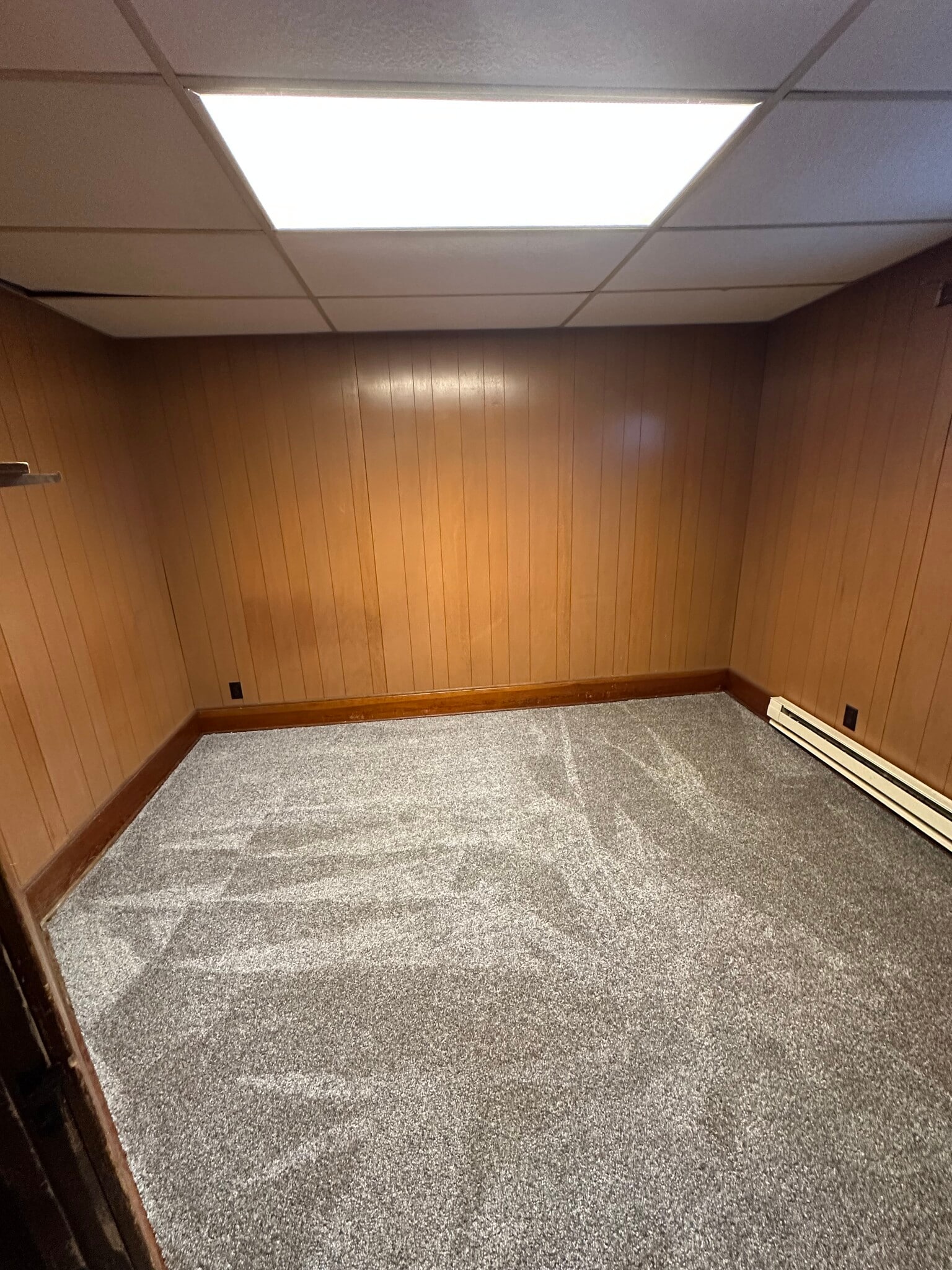 Bedroom - 117 E Main St