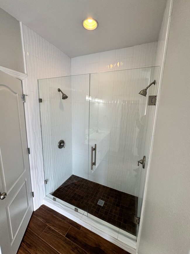 Building Photo - Gated Community close to Barksdale Air For...
