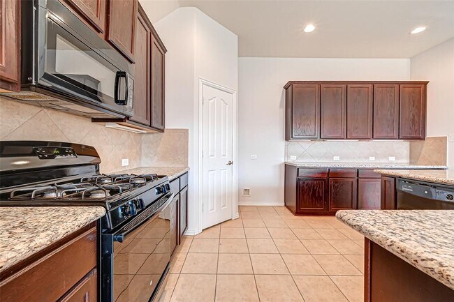 Building Photo - 24602 Forest Canopy Dr