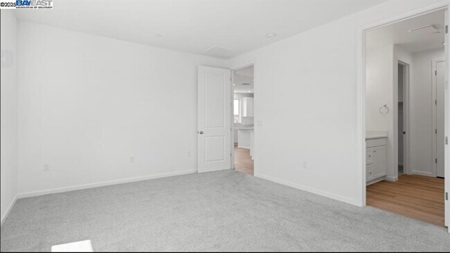 Building Photo - 3000 Red Canard Wy