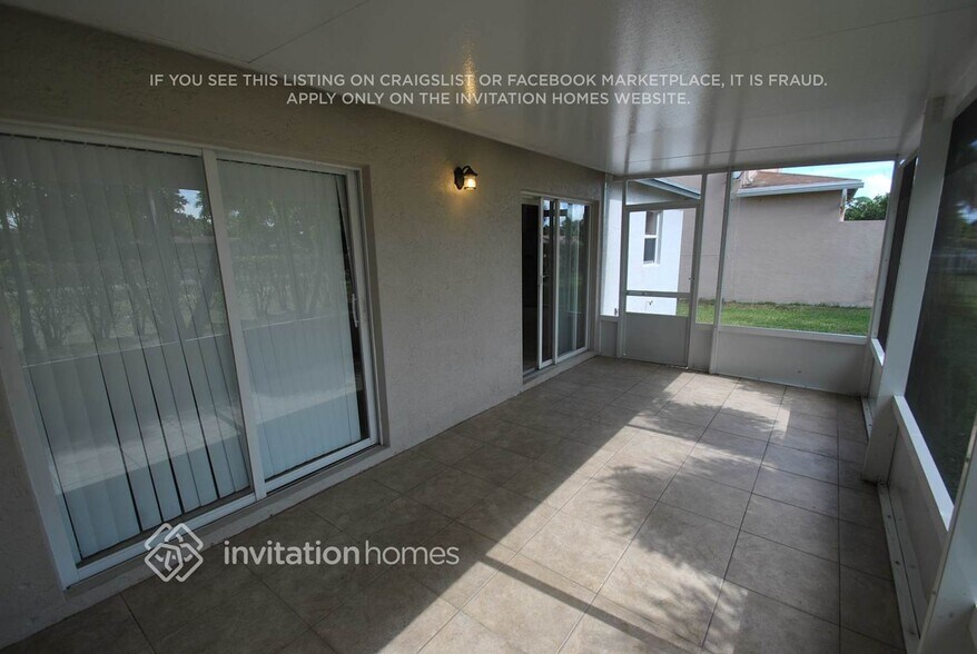 Building Photo - 5940 Azalea Cir