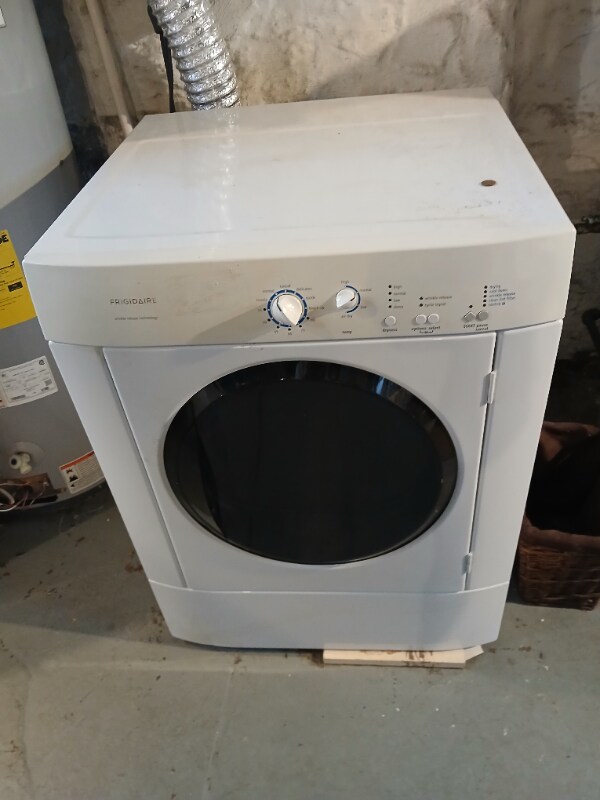 Building Photo - 2461 Fairview Ave