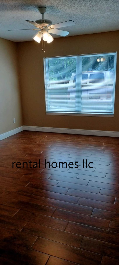 Building Photo - Patio Home, Minutes Away From UCF, Technology Park, & the E/W Expressway