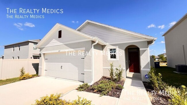 Building Photo - 227 Eagleview Loop