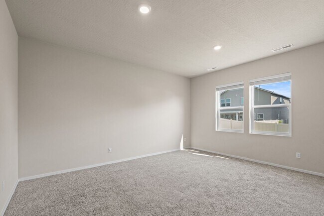 Building Photo - Newer 4 Bed 2 Bath DR Horton Home in Indian Trail