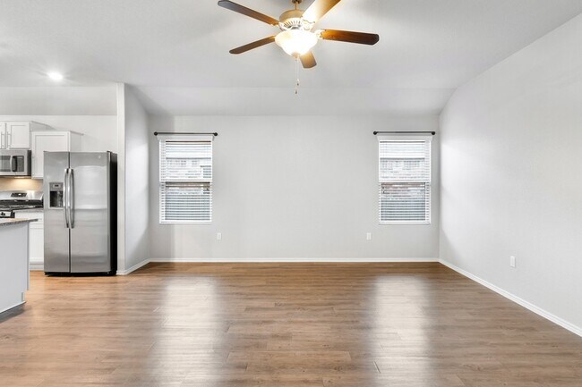 Building Photo - $300 off One Month's Rent! Charming Home with Elegant Granite Countertops and Cabinets