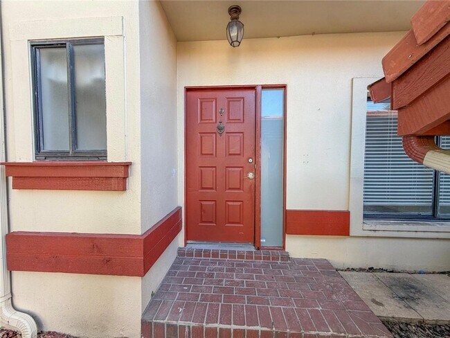 Building Photo - 3460 Countryside Blvd