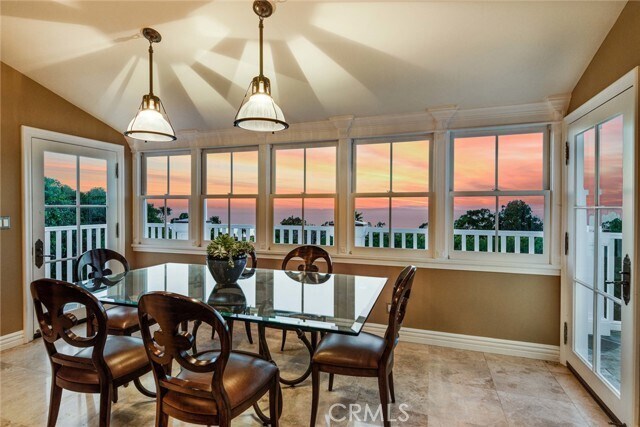 Building Photo - 1409 Vía Arco