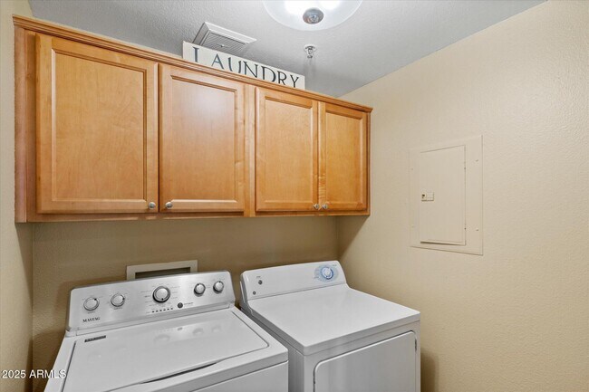 Building Photo - 15095 N Thompson Peak Pkwy