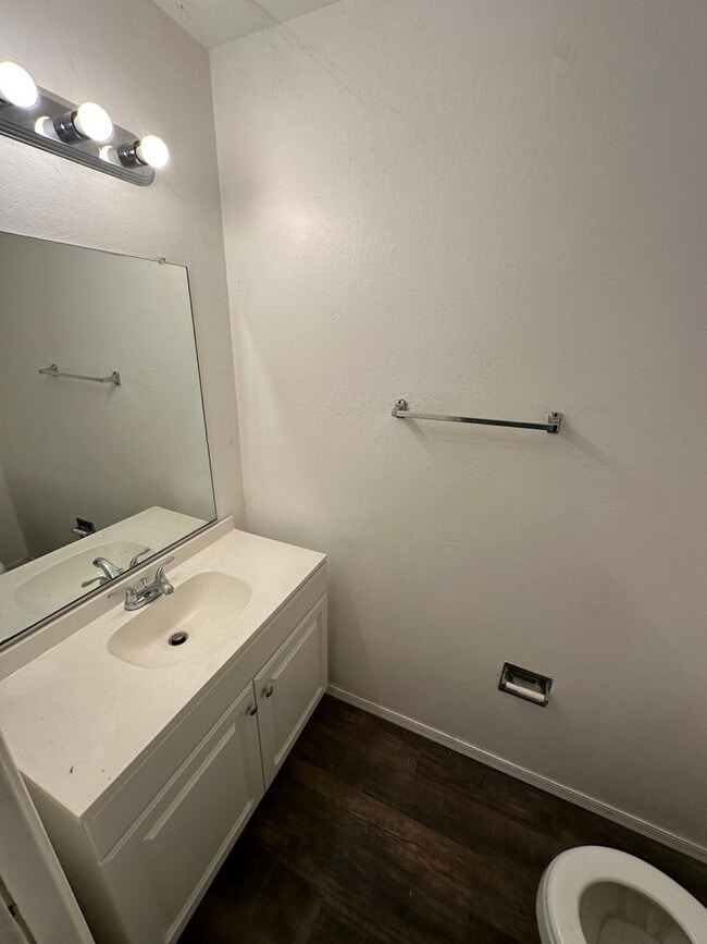 Building Photo - Water, Sewer, Garbage paid