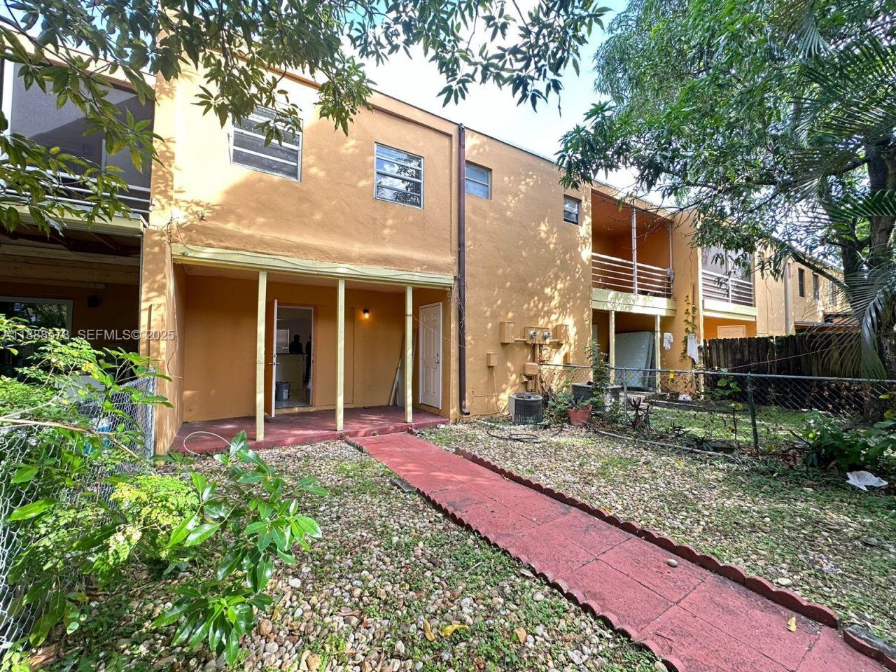 Building Photo - 5970 NW 28th St