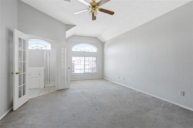 Building Photo - 1112 Canoe Ln