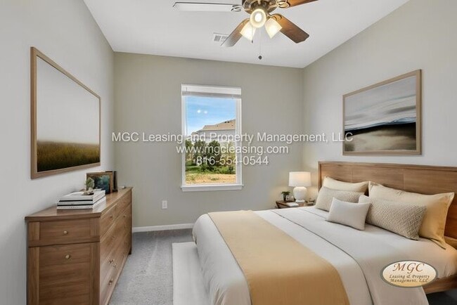 Building Photo - Serrano Townhomes Ready for you to call Home - Schedule a tour Today! - North Kansas City!