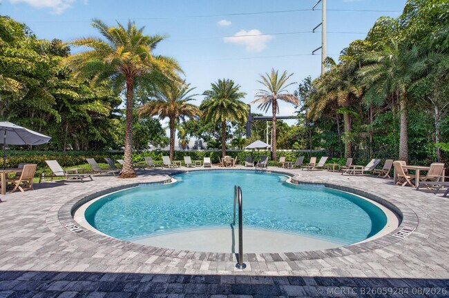 Building Photo - 1835 Sandpiper Pointe Pl