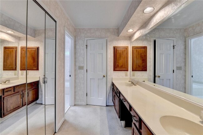 Building Photo - 478 Guilford Cir