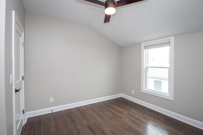 Building Photo - 43 Cypress St