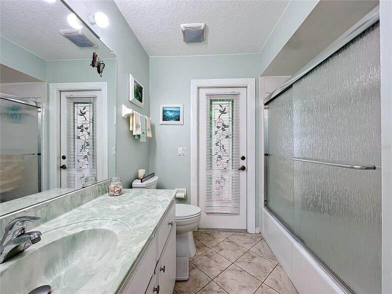 Building Photo - 4365 Aladdin Ave