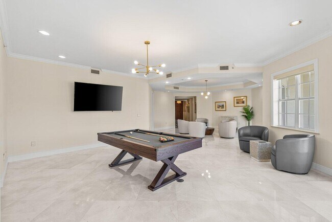 Building Photo - 3000 Jimmy Buffett Mem Hwy