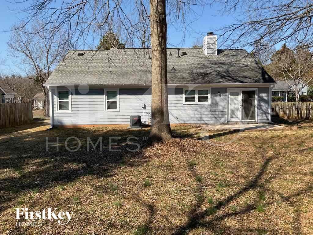 Building Photo - 7938 Lindfield Ct