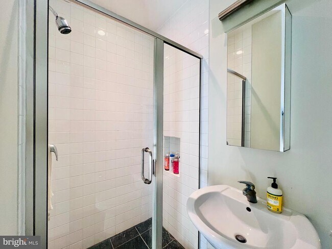 Building Photo - 2410 17th St NW