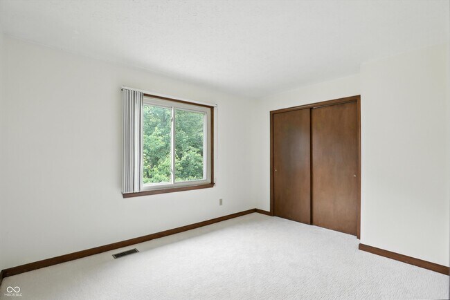 Building Photo - 781 Dayton Dr