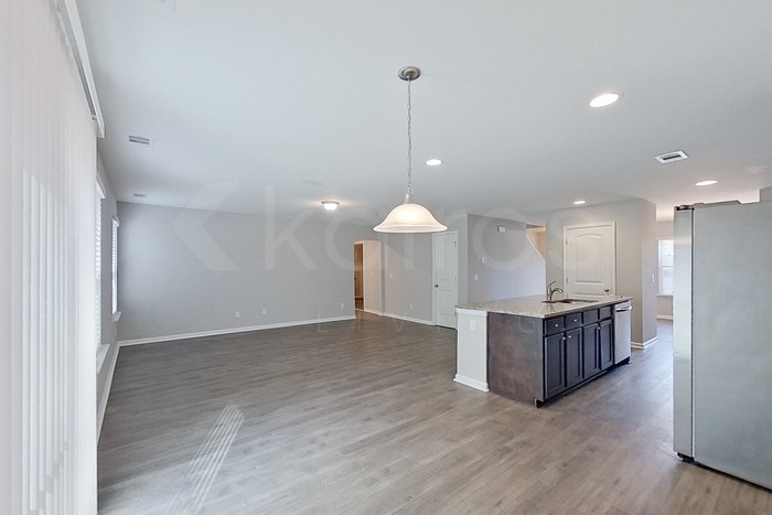 Building Photo - 112 Bluff Rd