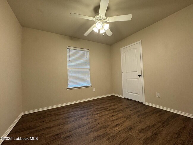 Building Photo - 9312 Quitman Ave