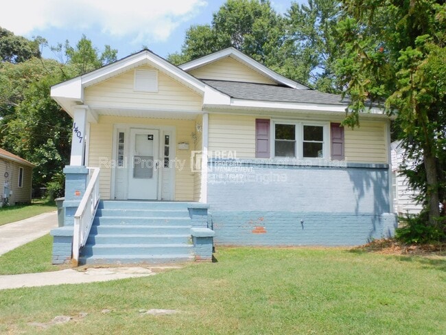 Primary Photo - 1407 Gorrell St
