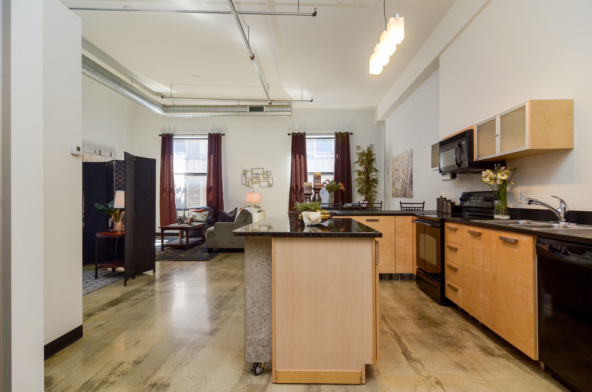 Building Photo - 350 St Peter St