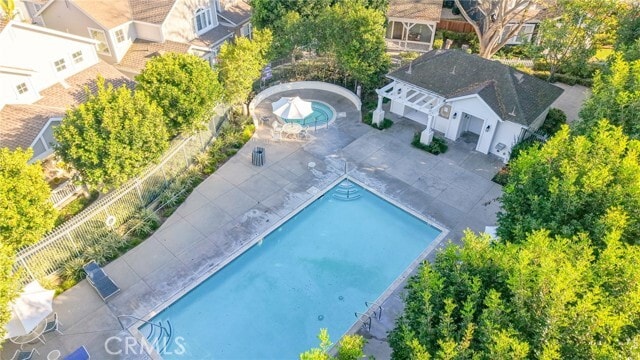 Building Photo - 12 Nantucket Ln