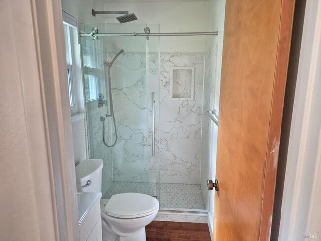 Building Photo - 453 Clark Dr