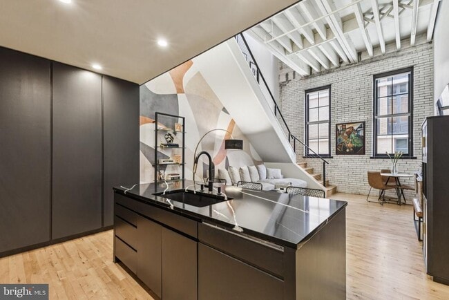 Building Photo - 437 New York Ave NW