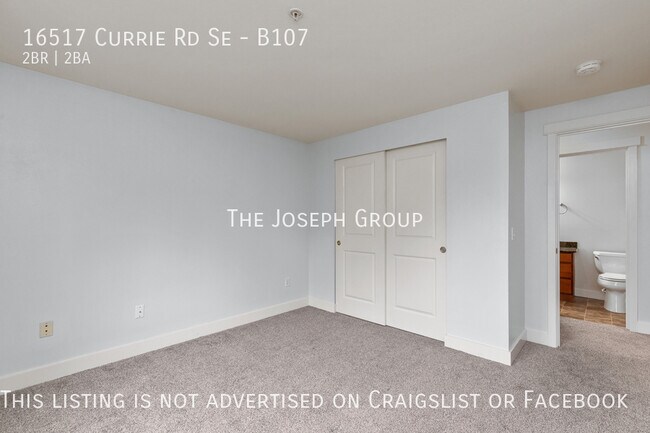 Building Photo - Beautifully Remodeled 2BD/2BA Condo in Mon...