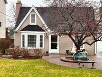 Building Photo - 1N261 Stacy Ct