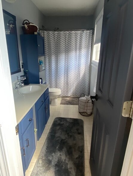 bathroom 1 - 25 Mill Stone Dr